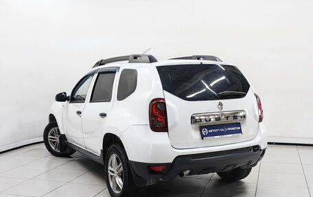 Renault Duster I рестайлинг, 2015 год, 799 000 рублей, 2 фотография