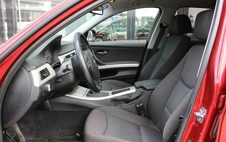 BMW 3 серия, 2011 год, 1 100 000 рублей, 13 фотография