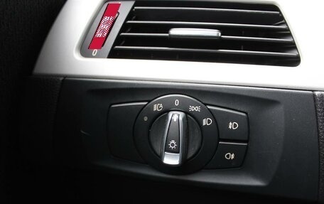 BMW 3 серия, 2011 год, 1 100 000 рублей, 22 фотография