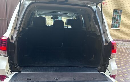 Toyota Land Cruiser 200, 2017 год, 7 300 000 рублей, 12 фотография