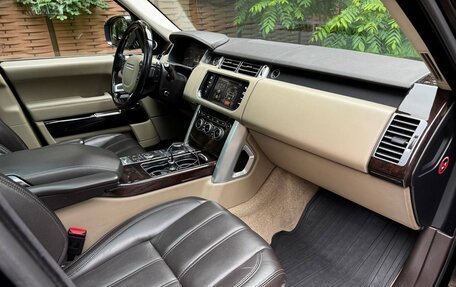 Land Rover Range Rover IV рестайлинг, 2015 год, 3 950 000 рублей, 12 фотография