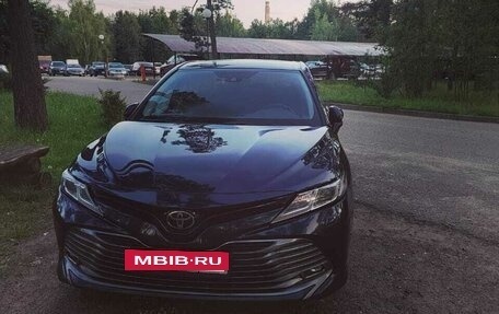 Toyota Camry, 2019 год, 2 770 000 рублей, 2 фотография