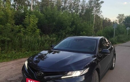 Toyota Camry, 2019 год, 2 770 000 рублей, 6 фотография