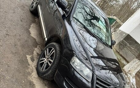 Volkswagen Touareg III, 2005 год, 650 000 рублей, 3 фотография