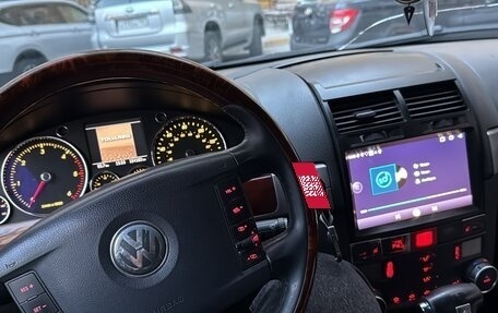 Volkswagen Touareg III, 2005 год, 650 000 рублей, 6 фотография