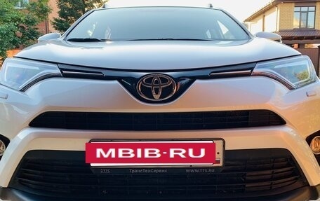 Toyota RAV4, 2019 год, 2 800 000 рублей, 7 фотография