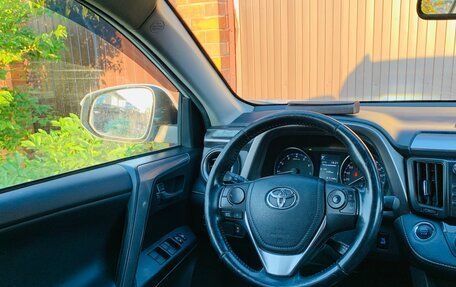 Toyota RAV4, 2019 год, 2 800 000 рублей, 20 фотография