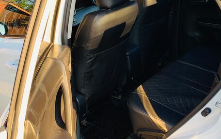 Toyota RAV4, 2019 год, 2 800 000 рублей, 33 фотография