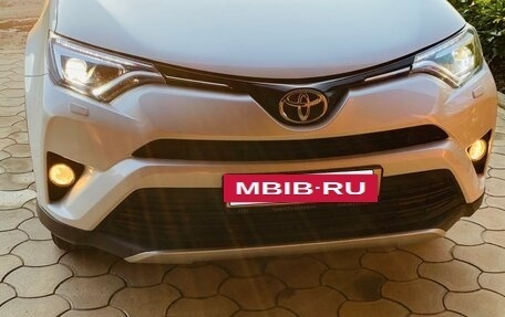 Toyota RAV4, 2019 год, 2 800 000 рублей, 17 фотография