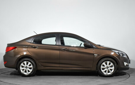 Hyundai Solaris II рестайлинг, 2016 год, 989 000 рублей, 4 фотография