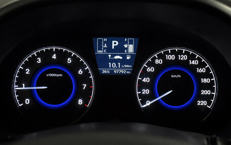 Hyundai Solaris II рестайлинг, 2016 год, 989 000 рублей, 18 фотография