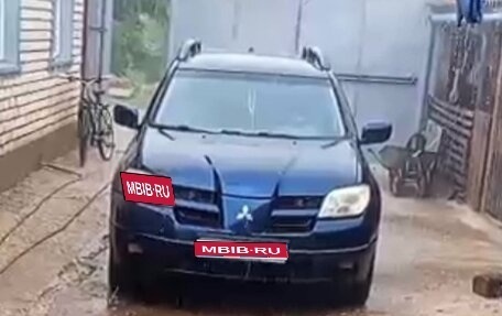 Mitsubishi Outlander III рестайлинг 3, 2004 год, 510 000 рублей, 1 фотография