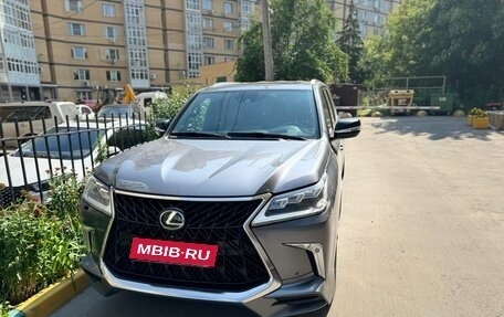 Lexus LX III, 2019 год, 7 600 000 рублей, 1 фотография