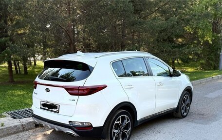 KIA Sportage IV рестайлинг, 2018 год, 2 490 000 рублей, 2 фотография