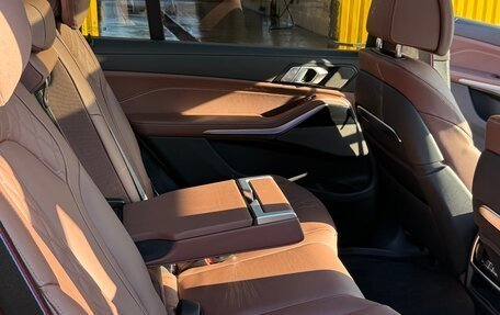 BMW X7, 2023 год, 15 000 000 рублей, 9 фотография