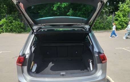 Volkswagen Tiguan II, 2017 год, 2 400 000 рублей, 6 фотография