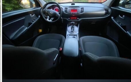 KIA Sportage III, 2010 год, 2 фотография