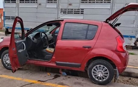 Renault Sandero II рестайлинг, 2013 год, 310 000 рублей, 1 фотография