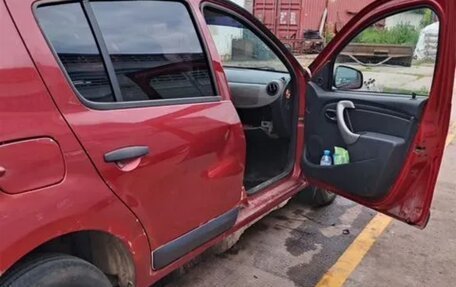 Renault Sandero II рестайлинг, 2013 год, 310 000 рублей, 4 фотография