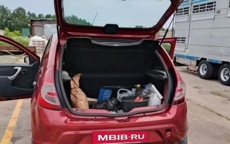 Renault Sandero II рестайлинг, 2013 год, 310 000 рублей, 2 фотография