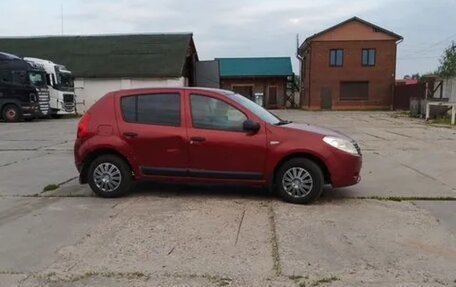 Renault Sandero II рестайлинг, 2013 год, 310 000 рублей, 12 фотография
