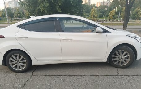 Hyundai Elantra V, 2015 год, 1 100 000 рублей, 5 фотография