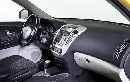 KIA cee'd I рестайлинг, 2009 год, 644 000 рублей, 11 фотография