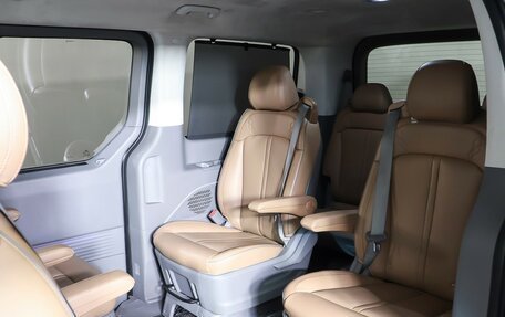 Hyundai Staria, 2022 год, 4 990 000 рублей, 13 фотография