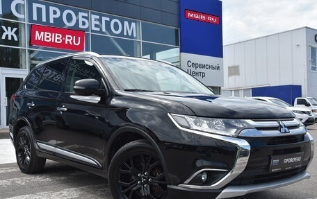 Mitsubishi Outlander III рестайлинг 3, 2015 год, 1 890 000 рублей, 1 фотография
