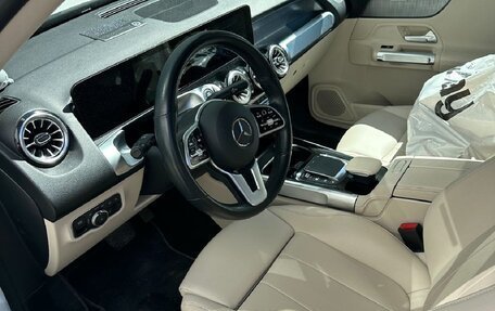 Mercedes-Benz GLB, 2022 год, 4 162 400 рублей, 8 фотография