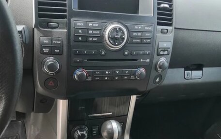 Nissan Pathfinder, 2011 год, 1 370 000 рублей, 17 фотография