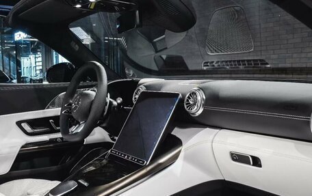 Mercedes-Benz SL-Класс AMG, 2025 год, 32 490 000 рублей, 12 фотография