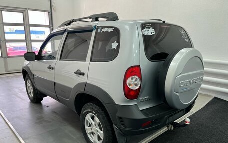 Chevrolet Niva I рестайлинг, 2011 год, 530 000 рублей, 7 фотография