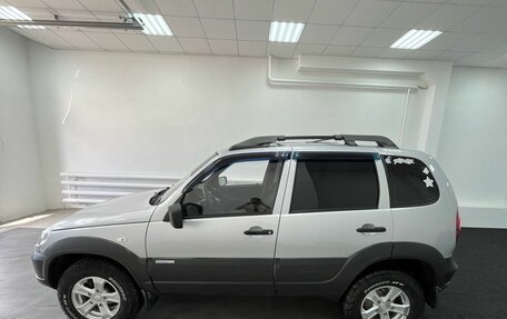 Chevrolet Niva I рестайлинг, 2011 год, 530 000 рублей, 8 фотография