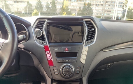 Hyundai Santa Fe III рестайлинг, 2017 год, 1 999 000 рублей, 19 фотография