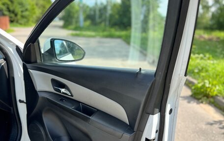 Chevrolet Cruze II, 2011 год, 530 000 рублей, 9 фотография