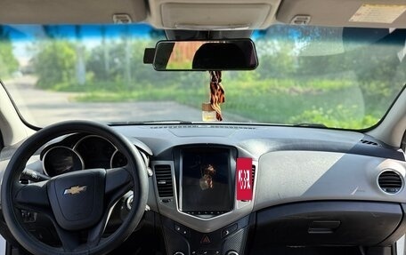 Chevrolet Cruze II, 2011 год, 530 000 рублей, 3 фотография