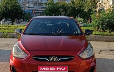 Hyundai Solaris II рестайлинг, 2012 год, 850 000 рублей, 1 фотография