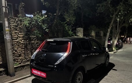 Nissan Leaf I, 2013 год, 600 000 рублей, 9 фотография