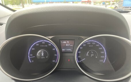 Hyundai ix35 I рестайлинг, 2011 год, 1 200 000 рублей, 15 фотография