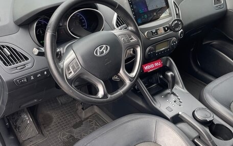 Hyundai ix35 I рестайлинг, 2011 год, 1 200 000 рублей, 14 фотография