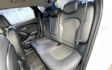 Hyundai ix35 I рестайлинг, 2011 год, 1 200 000 рублей, 35 фотография