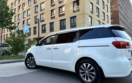 KIA Carnival III, 2018 год, 2 149 000 рублей, 14 фотография