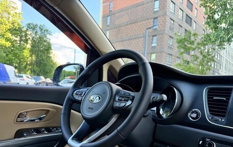 KIA Carnival III, 2018 год, 2 149 000 рублей, 27 фотография
