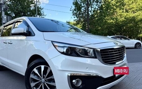 KIA Carnival III, 2018 год, 2 149 000 рублей, 17 фотография