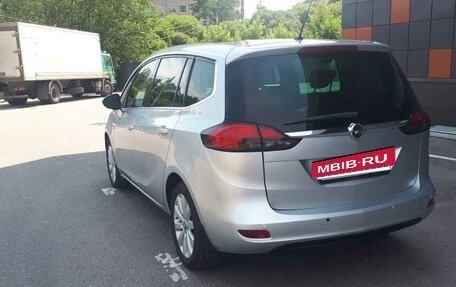 Opel Zafira C рестайлинг, 2014 год, 740 000 рублей, 8 фотография
