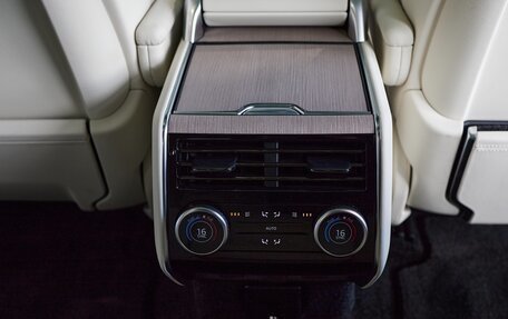Land Rover Range Rover IV рестайлинг, 2025 год, 23 500 000 рублей, 24 фотография