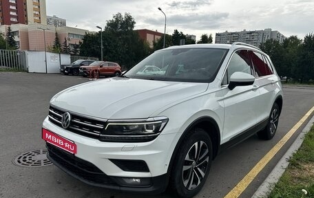 Volkswagen Tiguan II, 2019 год, 2 200 000 рублей, 2 фотография