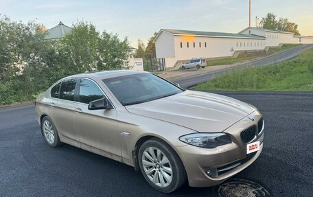 BMW 5 серия, 2010 год, 1 299 999 рублей, 2 фотография