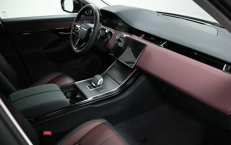 Land Rover Range Rover Evoque II, 2024 год, 6 090 000 рублей, 11 фотография